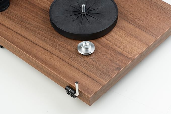 Pro-Ject Debut E Carbon Turntable – (Open Box Special)