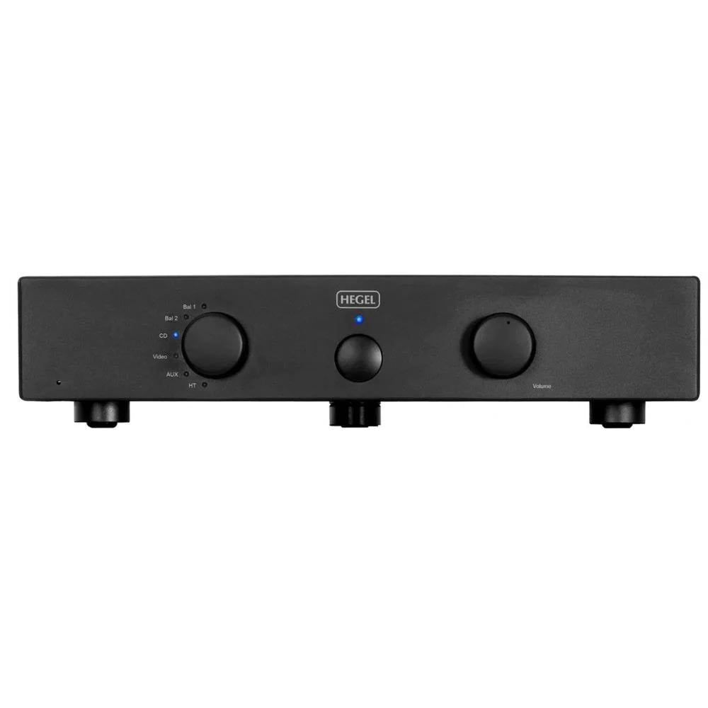 Hegel P30A Balanced Pre-amplifier w/SoundEngine