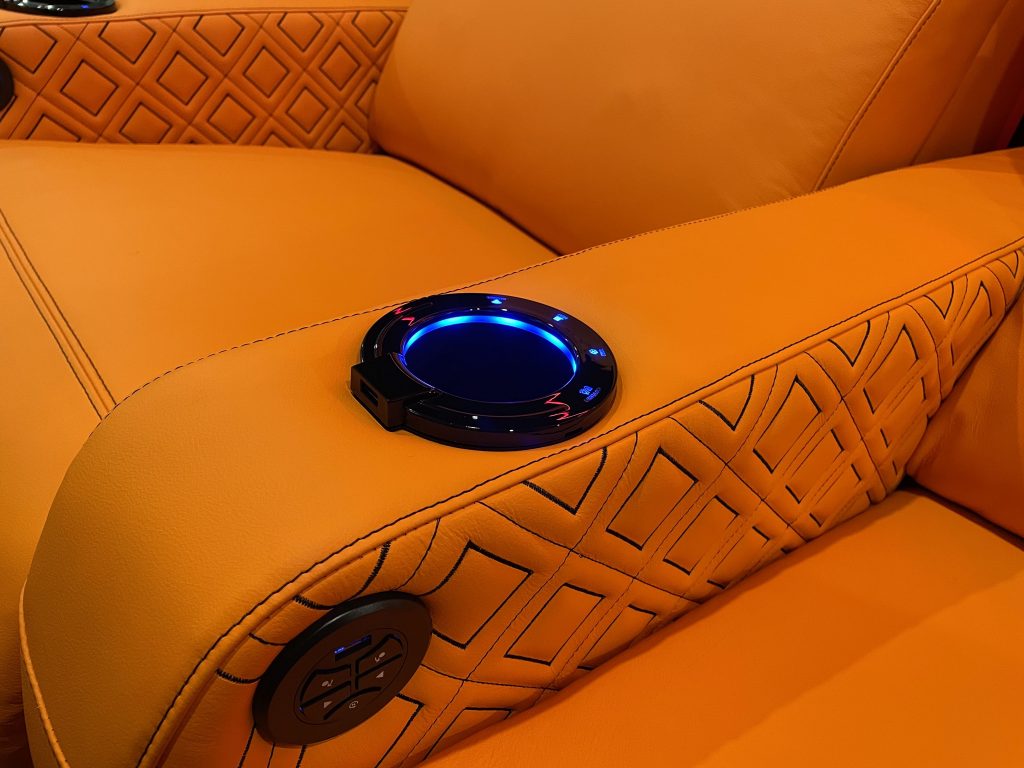 Manhattan Chairs - NEW YORK PRO SERIES (Curved Configuration)