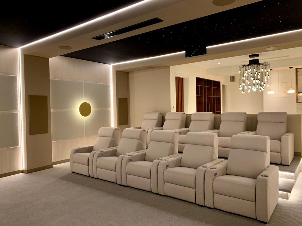 Manhattan Chairs - NEW YORK PRO SERIES (Straight)