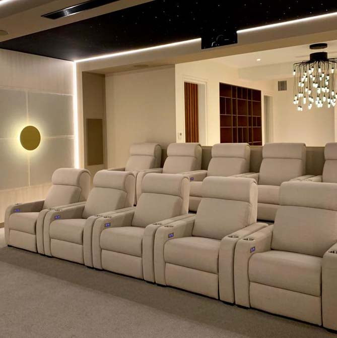 Manhattan Chairs - NEW YORK PRO SERIES (Straight)