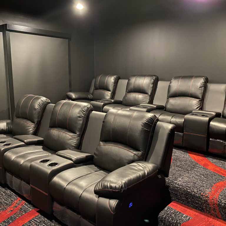 Manhattan Chairs - COMFORT SERIES (Curved configuration)