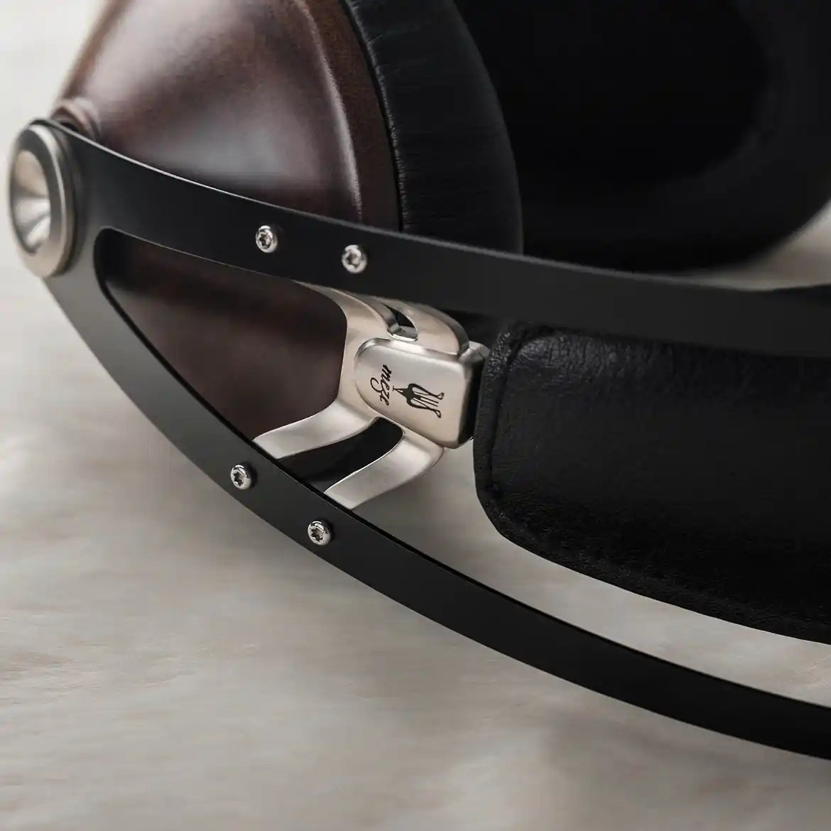 Meze 99 Classics Over-Ear Headphone