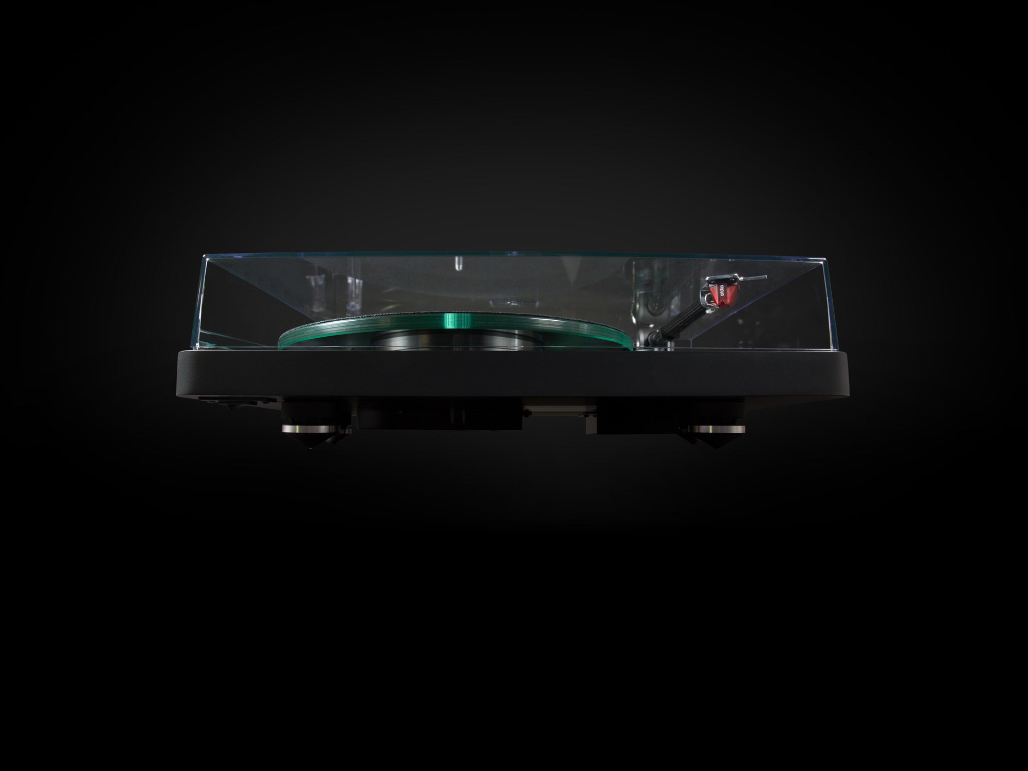 NAD C588 Premium Turntable with Ortofon 2M Red
