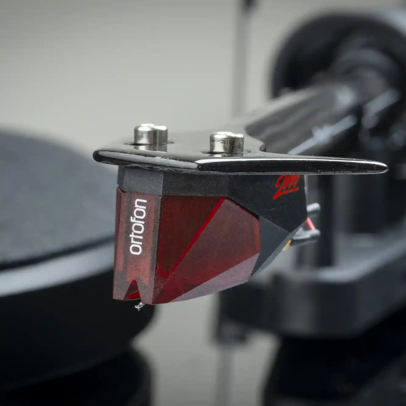 Pro-Ject Debut Carbon Classic Turntable with Ortofon 2M Red Cartridge - Black | Walnut