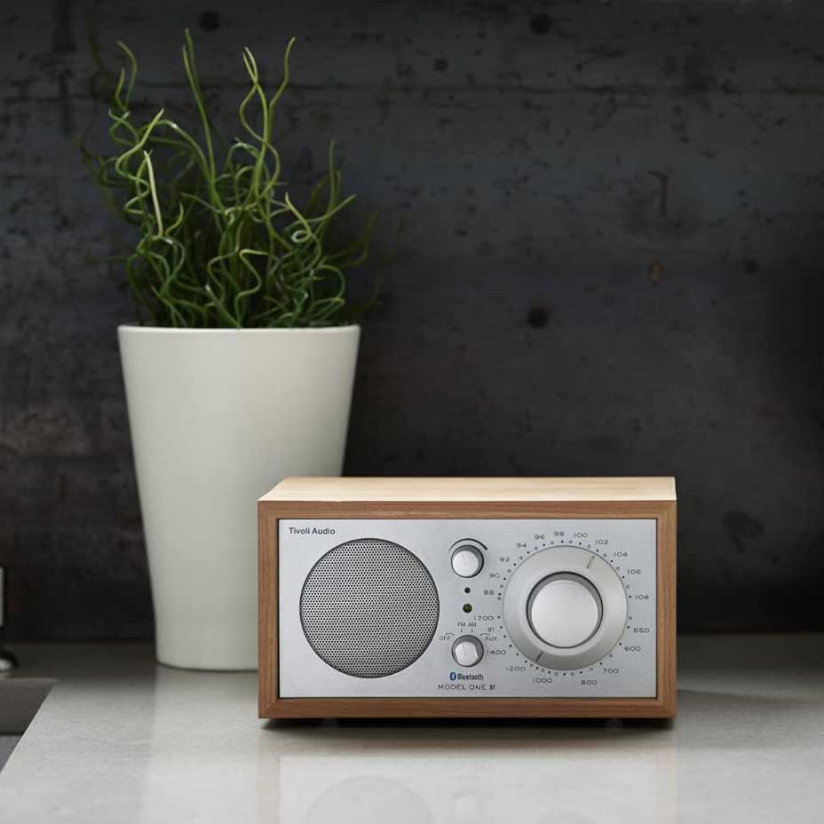 Tivoli Audio MODEL ONE BT Bluetooth® / AM / FM Table radio