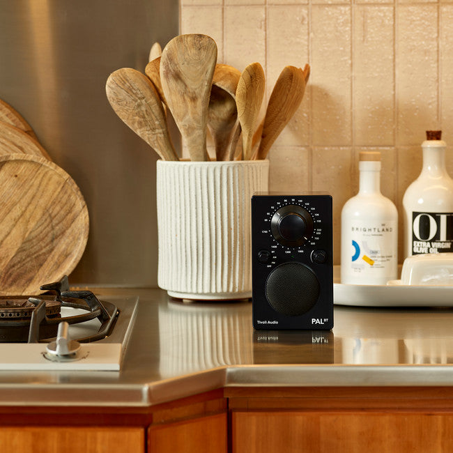 Tivoli Audio PAL BT Bluetooth® / FM / AM / Portable radio