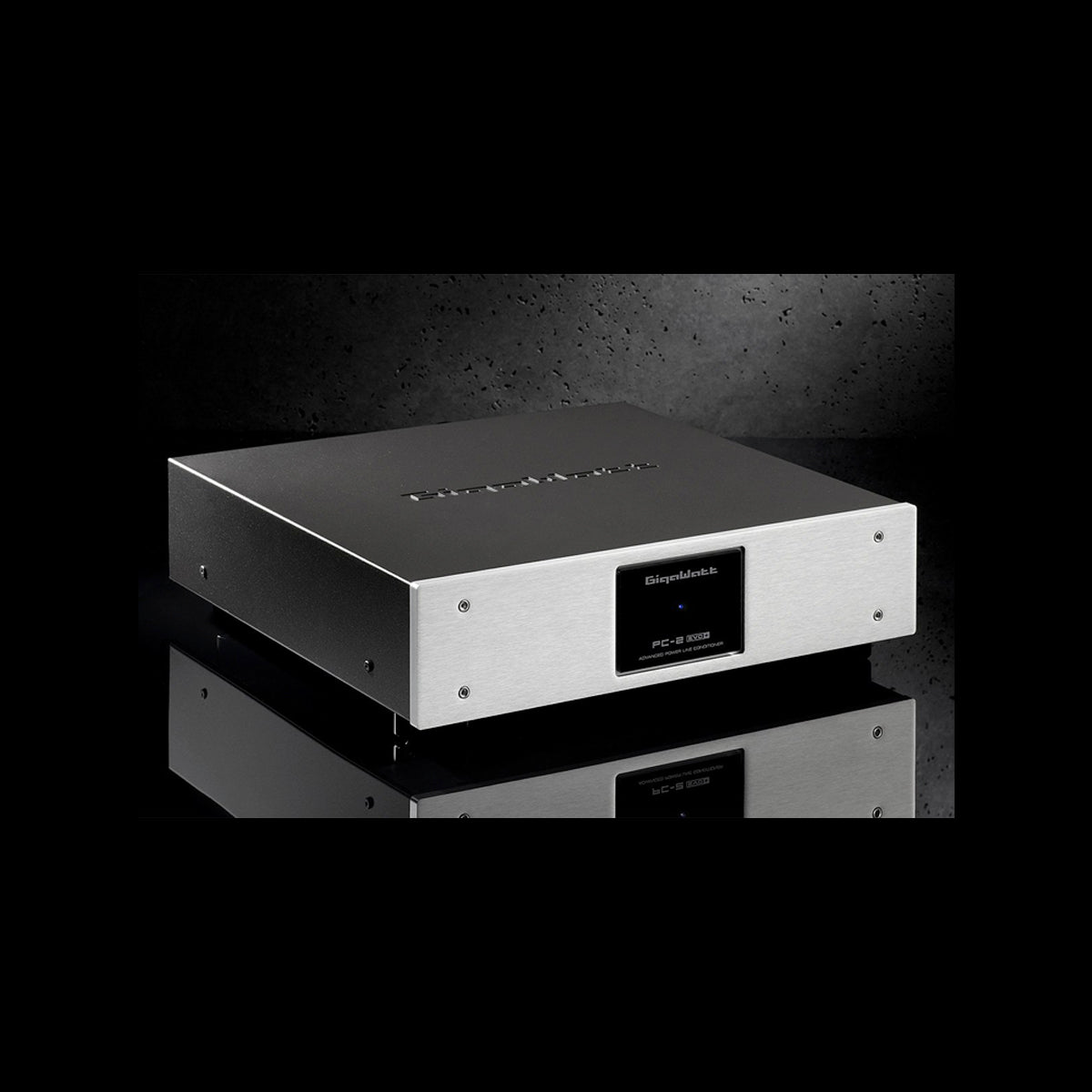 GigaWatt PC-2 EVO+ Power Conditioner - The Audio Experts