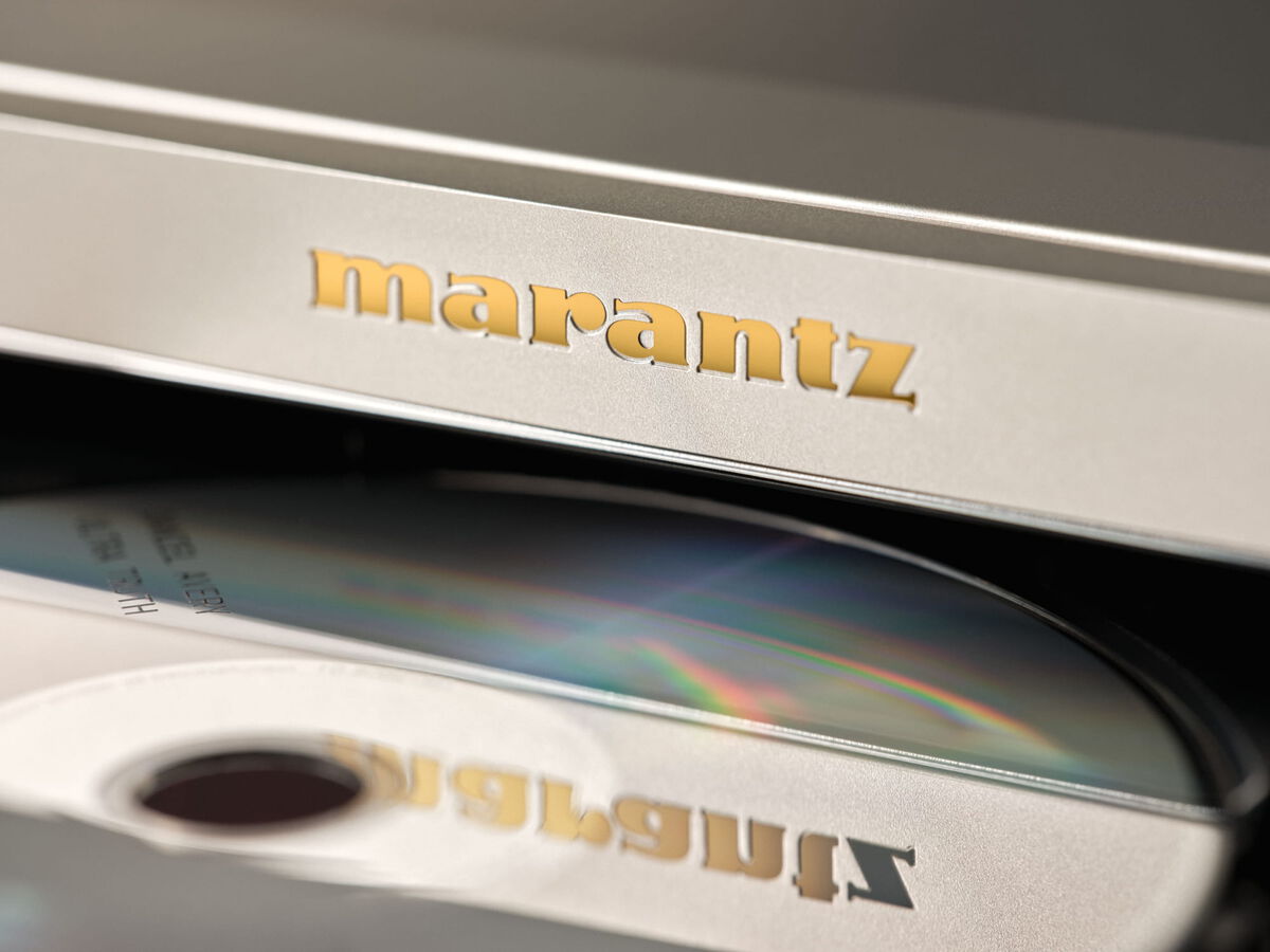 Marantz CD 70 Silver-Gold disc tray and Marantz logo detail