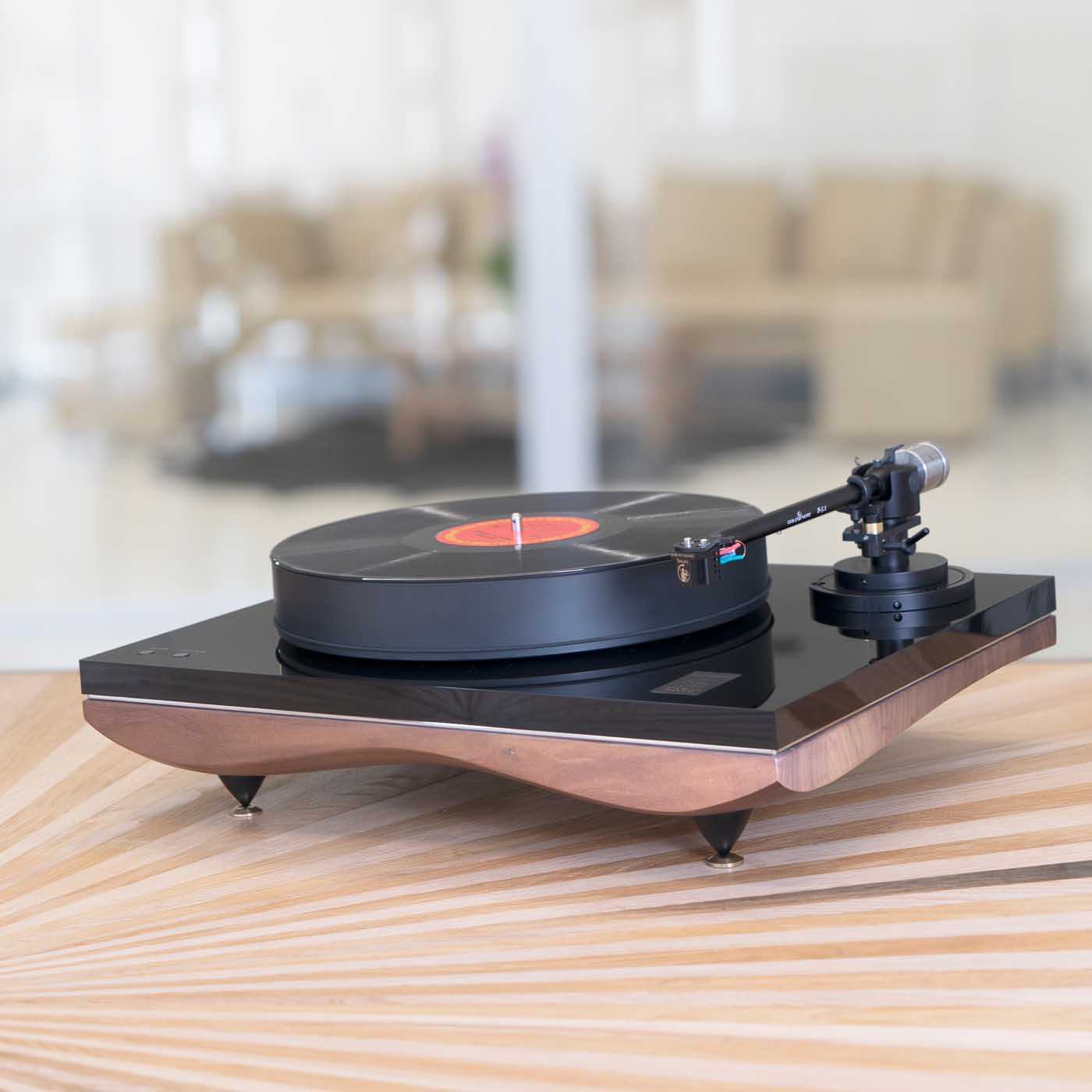 Gold Note MEDITERRANEO Turntable - Walnut