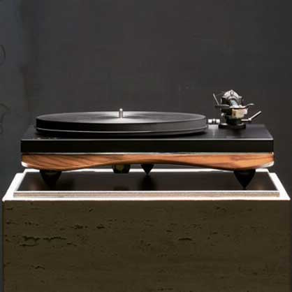 Gold Note PIANOSA Turntable - Walnut