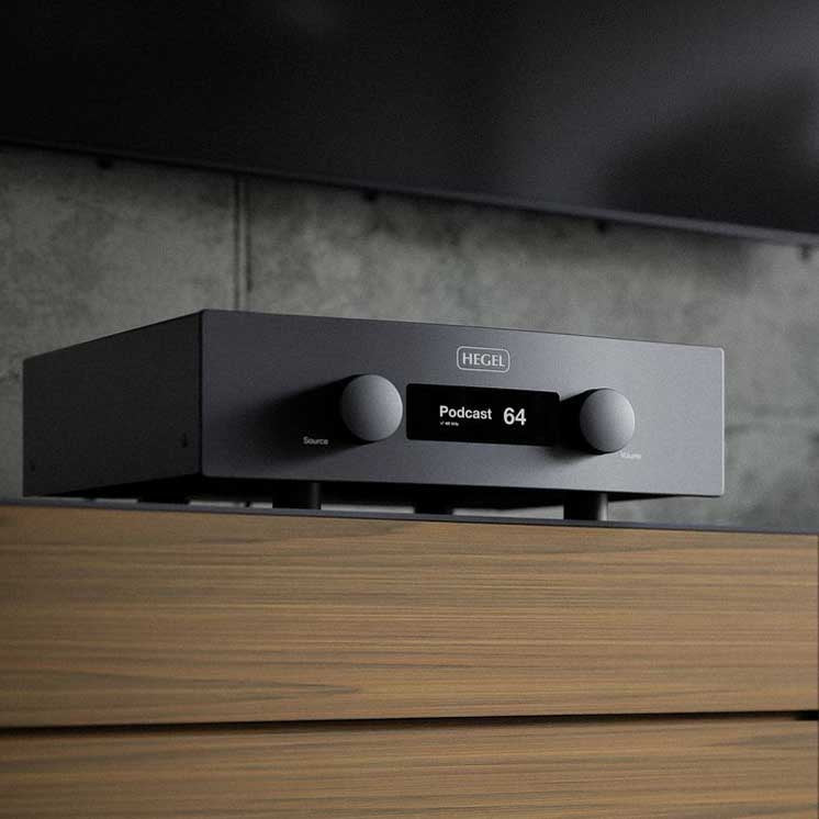 Hegel H400 Streaming Amplifier