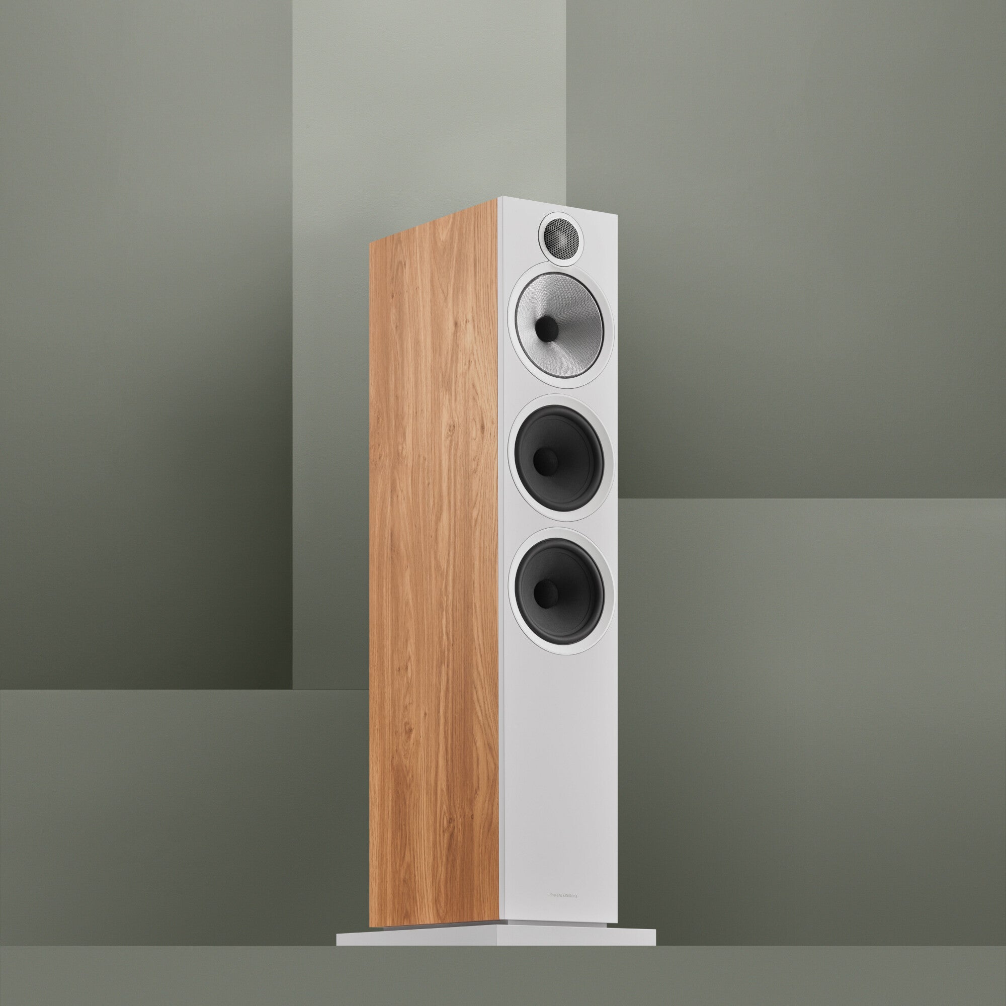 Bowers & Wilkins 603 S3 3-Way Floorstanding Speakers Oak