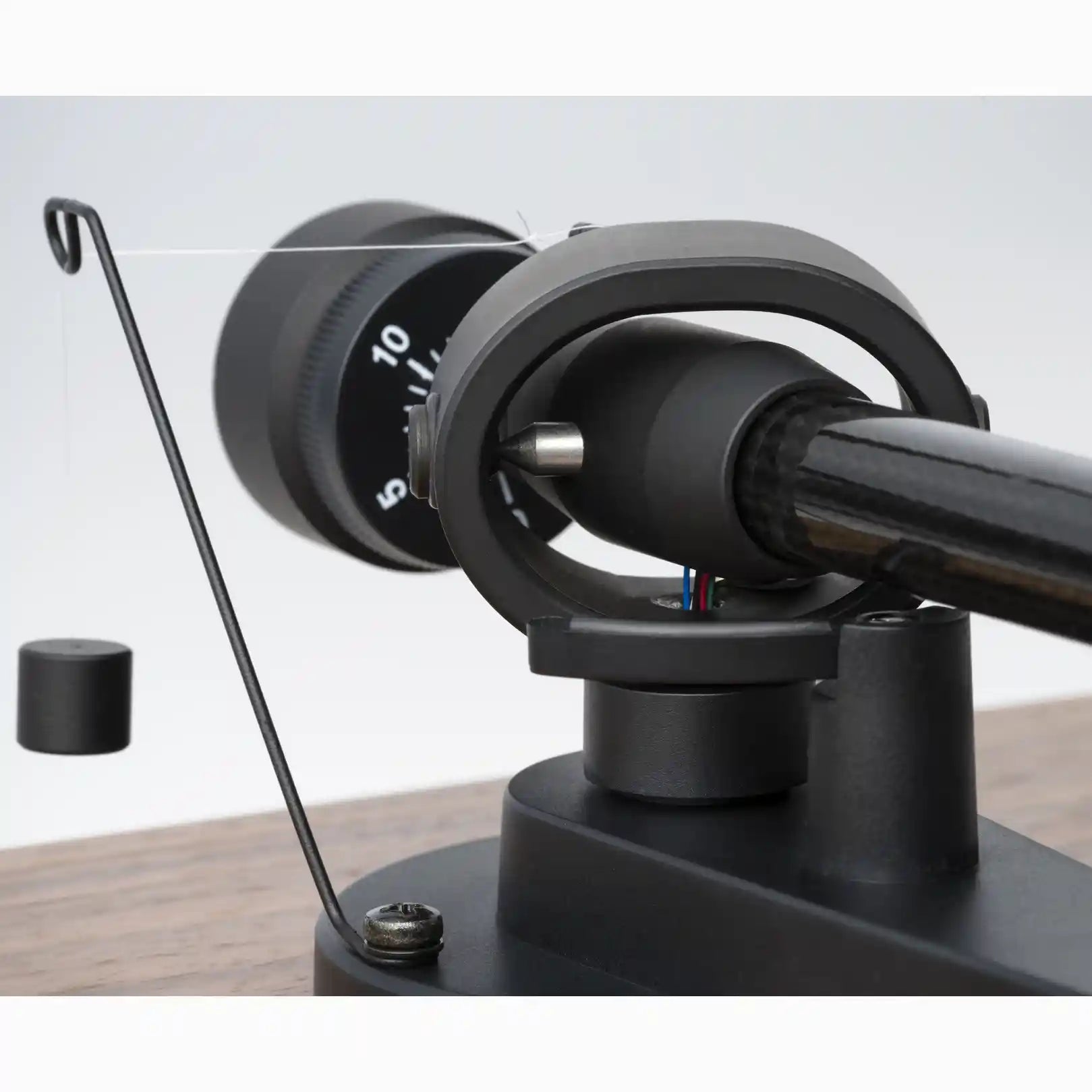 Pro-Ject Debut Carbon Classic Turntable with Ortofon 2M Red Cartridge - Black | Walnut