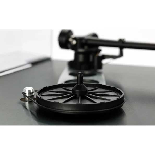 Rega Planar 3 RS Turntable Nd5 cartridge and Neo PSU MK2 Power Supply - Metallic Black